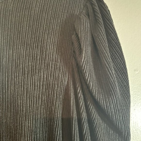 NWT ZARA Puff Sleeve Crepe Top - Picture 4 of 4